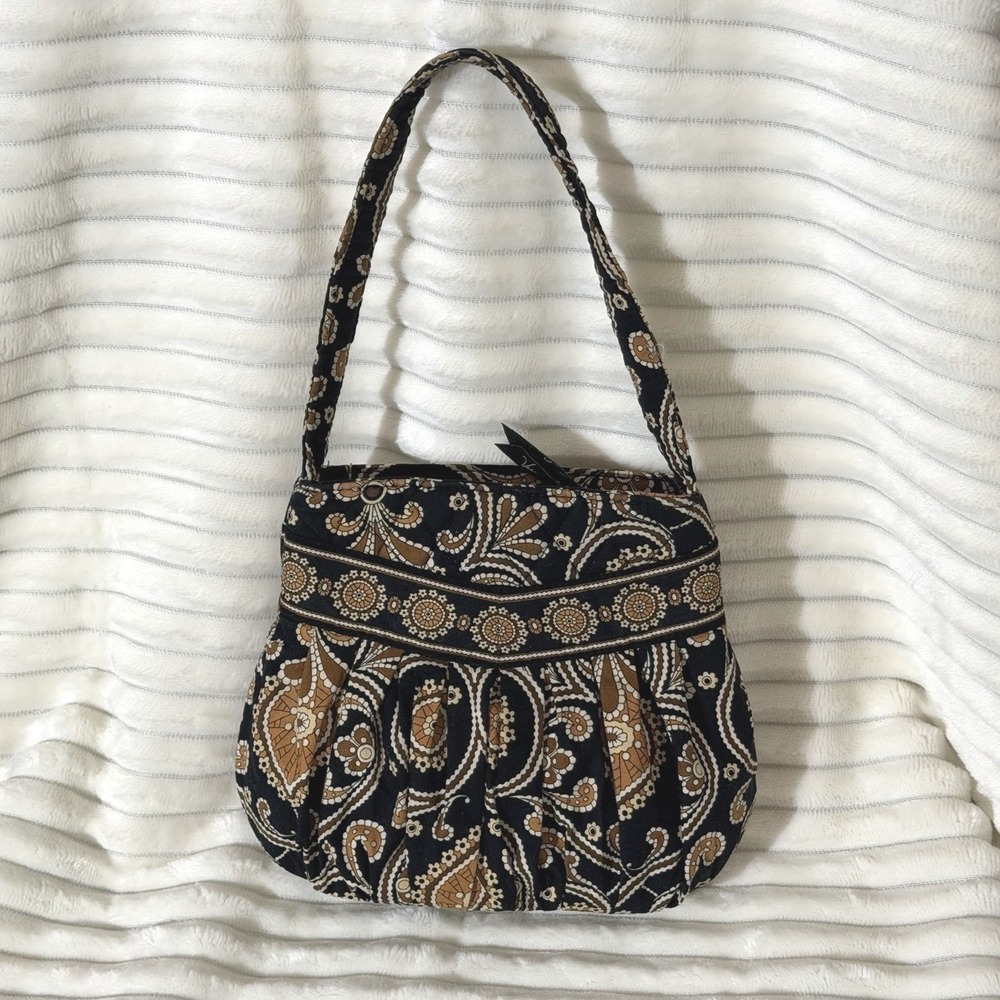 Vera Bradley Hannah Pleated Small Shoulder Purse /Bag Cafe Latte Paisley Retired